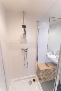 Loft bord de mer, Marina baie des anges