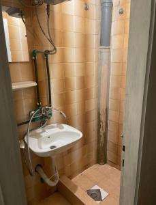 Soba sa zajednickim kupatilom