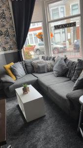 MyRoomz Golden Strand Hotel