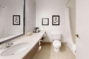 Country Inn & Suites by Radisson, Michigan City, IN