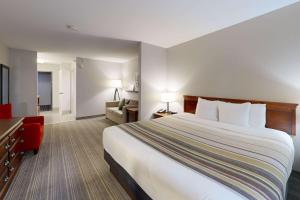Country Inn & Suites by Radisson, Michigan City, IN
