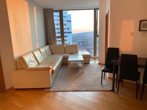 apartmán 21-th floor Bratislava Petrzalka (building Vienna Gate)