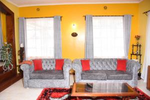 3, 4, 5 and 6 bedroom serenity homes