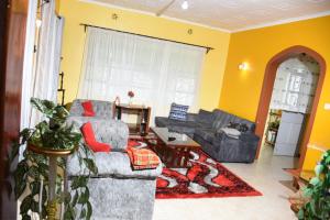 3, 4, 5 and 6 bedroom serenity homes