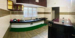 Wild Wagon Service Villa