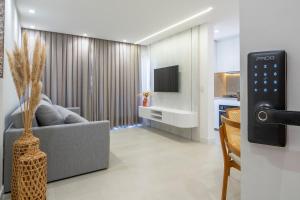 Barbados 302 - Apartamento com 2 suítes - 200 metros da praia de Bombas