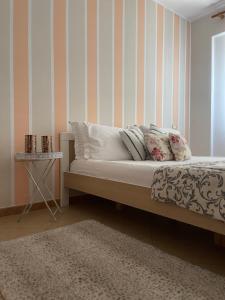 seaside apartment vlora