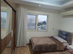 Compound the address el sheikh Zayed