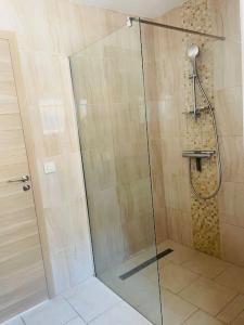 Appartements New Villa 6BR Heated Pool Gas BBQ Mountain View : photos des chambres