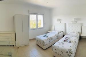 Appartements New Villa 6BR Heated Pool Gas BBQ Mountain View : photos des chambres