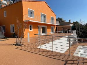 Appartements New Villa 6BR Heated Pool Gas BBQ Mountain View : photos des chambres