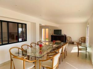 Appartements New Villa 6BR Heated Pool Gas BBQ Mountain View : photos des chambres