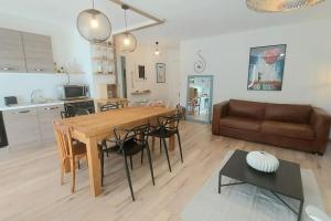 Appartements AirBus Luxe Espace Deco Parking Gratuit : photos des chambres