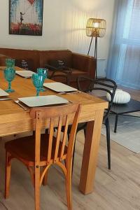 Appartements AirBus Luxe Espace Deco Parking Gratuit : photos des chambres