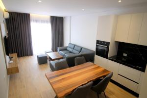 Jola Apartments