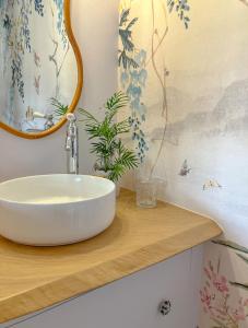 Un petit bout de Louisiane chambre dhôtes avec Piscine et Petit Déjeuner