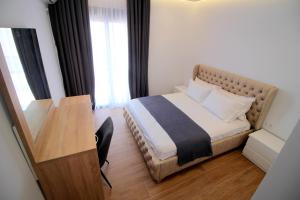 Jola Apartments