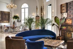 Hotels Grand Hotel Des Sablettes Plage, Curio Collection By Hilton : photos des chambres