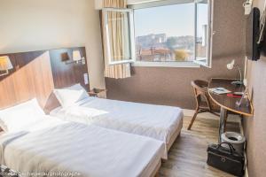 Hotels Hotel de la Vendee : photos des chambres
