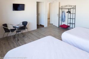 Hotels Hotel de la Vendee : photos des chambres