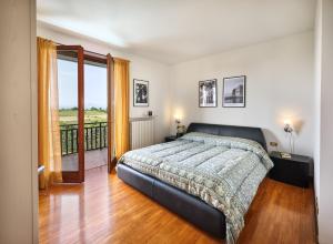 VILLA CELEBRITY - Regarda Travel