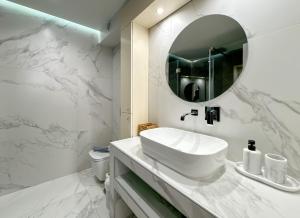 Luxury Downtown Apartment A6