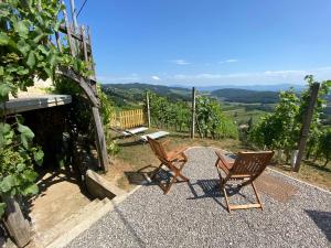 Vineyard Cottage Joanna