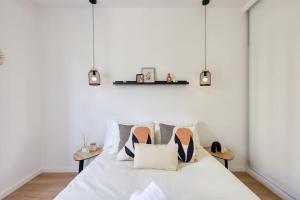 T2 parisien- 1 min à pied du Métro Ligne 13 & 14