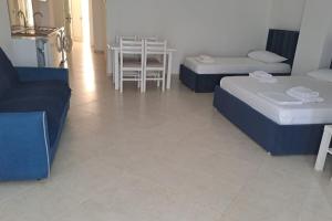 Julys Beach Apartment