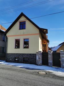 Pekný dom s parkovaním