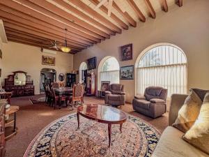 Casa Constitution 3BR House downtown big pool & hot tub