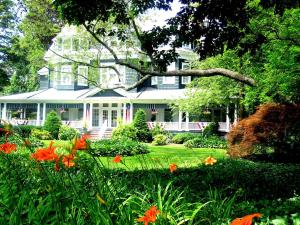 Accommodation in Rhode Island