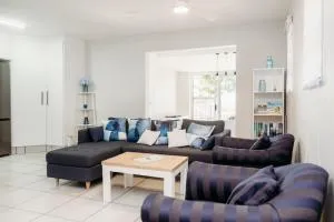 Malachite Place - Dokodweni