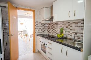 HALCÓN Levante Beach