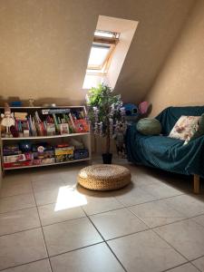 Sejours chez l'habitant A 5 minutes a pieds du chateau, 2 belles et spacieuses chambres, SDB, WC et un garage prive a 25 minutes circuit 24h : photos des chambres