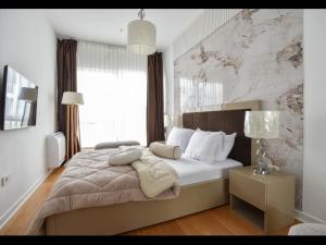 Luxury apartment with 2 rooms in hotel Tre canne