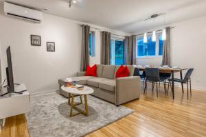 Modern 3BR 4beds apartment AC WiFi Free Parking