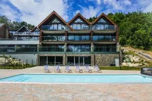 RajSki Apartament 203 z WIDOKIEM NA GÓRY I PRYWATNYM JACUZZI NA BALKONIE - Kopaniec