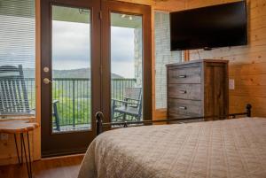 Mountain Views at Dollys Castle Unit 3