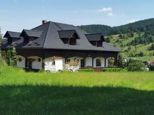 Casa Emiral Voroneț - Voroneţ