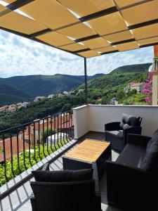 Apartment Mija Rabac with free parking in a garage