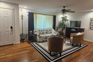 Cozy House Near The #1 Beaches in FL!