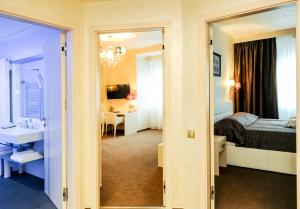 Two-Bedroom Suite room in Myo Hotel Mysterius