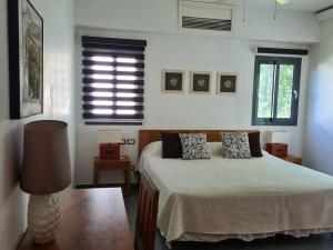 Oceanfront, big and cozy apt in Aligio