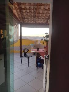 Suíte privativa, aconchegante e arejada