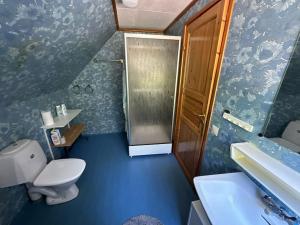 Big House for Workers & Familys Near Volvo