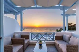 Blue Eyes Beach Villas - Monolithos