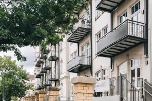 Oasis Appart - Wohnen in Dresden - Netflix - Tiefgarage - Dachterrasse