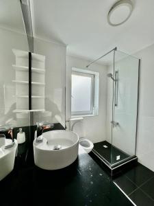 Oferim spre închiriere apartament de Lux