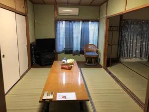 TSUKASA HOUSE English OK Kumano Kodo Experienced Lodge Within walking distance from station 無料駐車場あり - Minabe